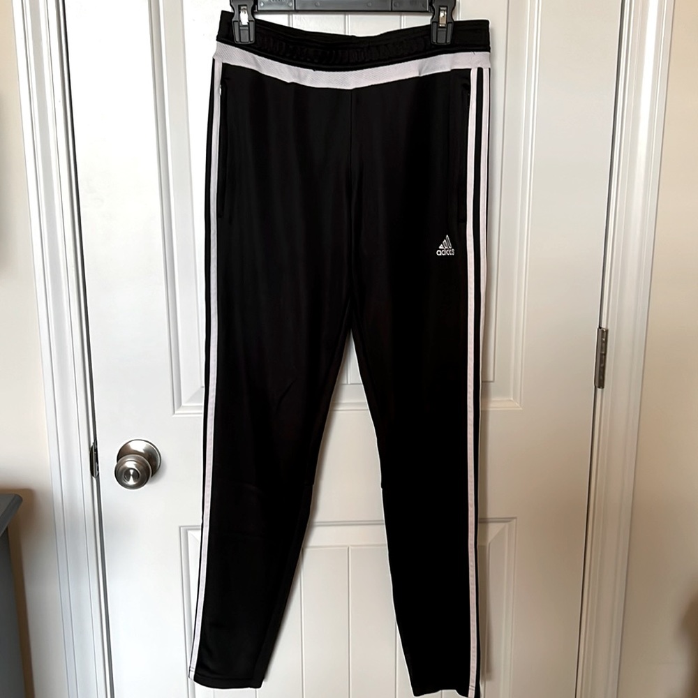 Adidas Climacool warm up pants, zipper bottom, pockets. Black/white, sz M, EUC